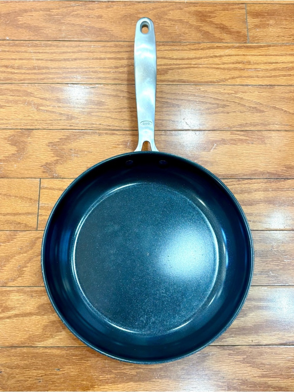 OXO 10" Frying Pan Skillet, PFAS-Free Ceramic Nonstick Dishwasher Safe Oven safe
